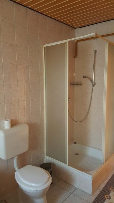 Kerka-Voelgyi Vendeghaz Hotel Kerkaszentkiraly ภายนอก รูปภาพ