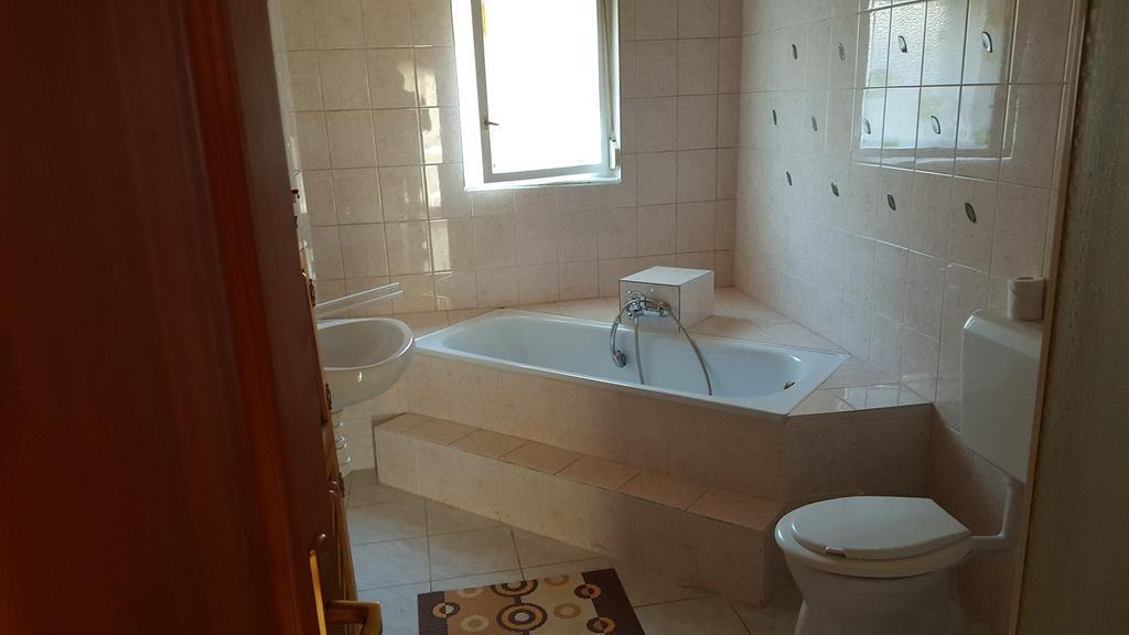 Kerka-Voelgyi Vendeghaz Hotel Kerkaszentkiraly ภายนอก รูปภาพ