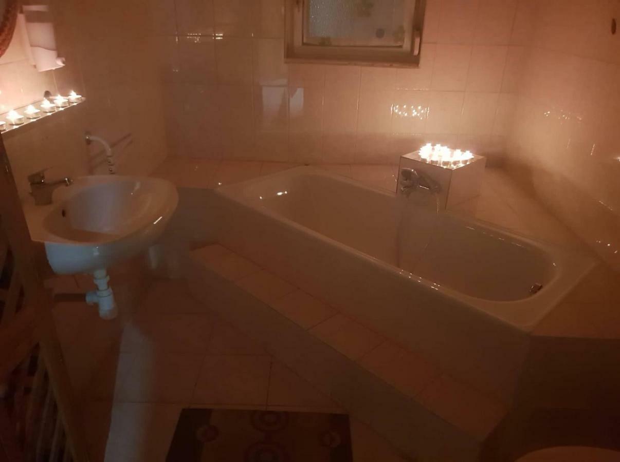 Kerka-Voelgyi Vendeghaz Hotel Kerkaszentkiraly ภายนอก รูปภาพ