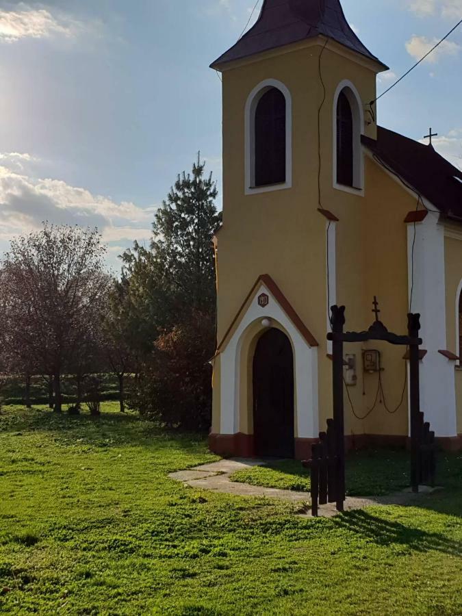 Kerka-Voelgyi Vendeghaz Hotel Kerkaszentkiraly ภายนอก รูปภาพ
